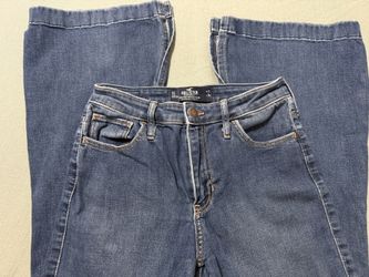 Women’s Hollister, High-Rise Flare Jeans, Size 3