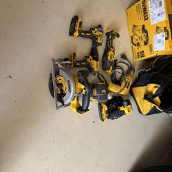 Dewalt Tool Set