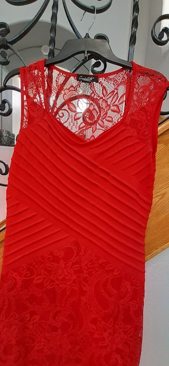 Red Gown, Size M