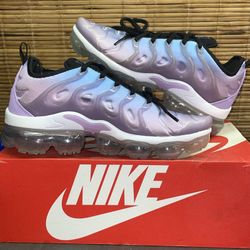 Nike Air VaporMax Plus | Women’s Size 8