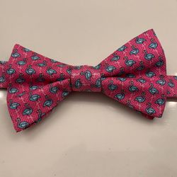New Men’s  Bow Tie W/ Flamingo Accents, Fully Adjusting, Easy Clip Design