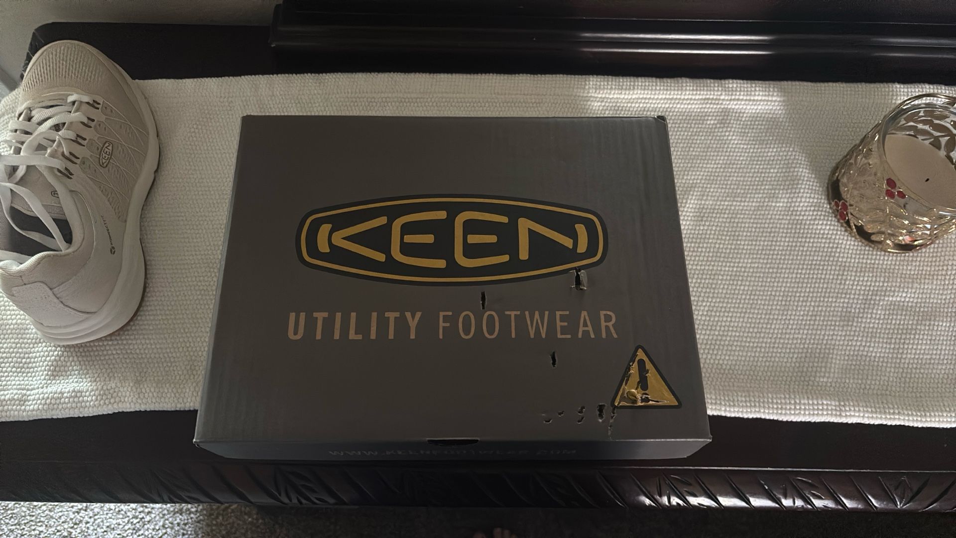 COMPOSITE TOE SHOES / size 8 in women