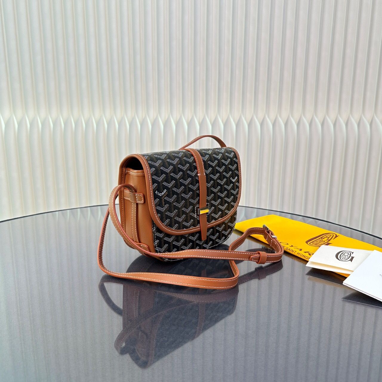 GOYARD women's old-fashioned one-shoulder cross-body women's bag