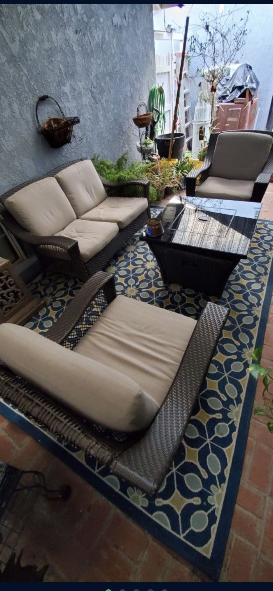 Outdoor Patio Set With Firepit