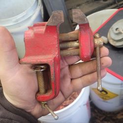 Small Bench Vise