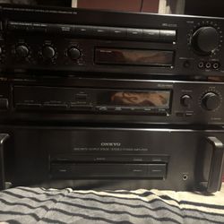 3 Piece Onkyo Receiver/Amp Set