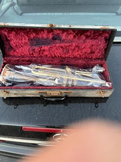 King Hn White Liberty Model Trumpet