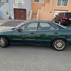 2000 Acura Integra Sedan