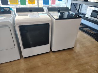 $1598 (LIMITED TIME OFFER: FREE DELIVERY Within 20 Miles) LG SMART Washer and Gas Dryer Set in White