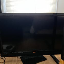 Vizio 42” LCD HDTV- Great Condition!