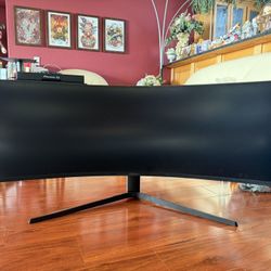 Samsung Odyssey G9 49” Ultra-Wide Gaming Monitor – Excellent Condition