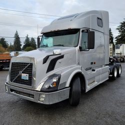 2007 Volvo VNL 670