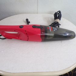 Small Vacuum For Car Red And Black