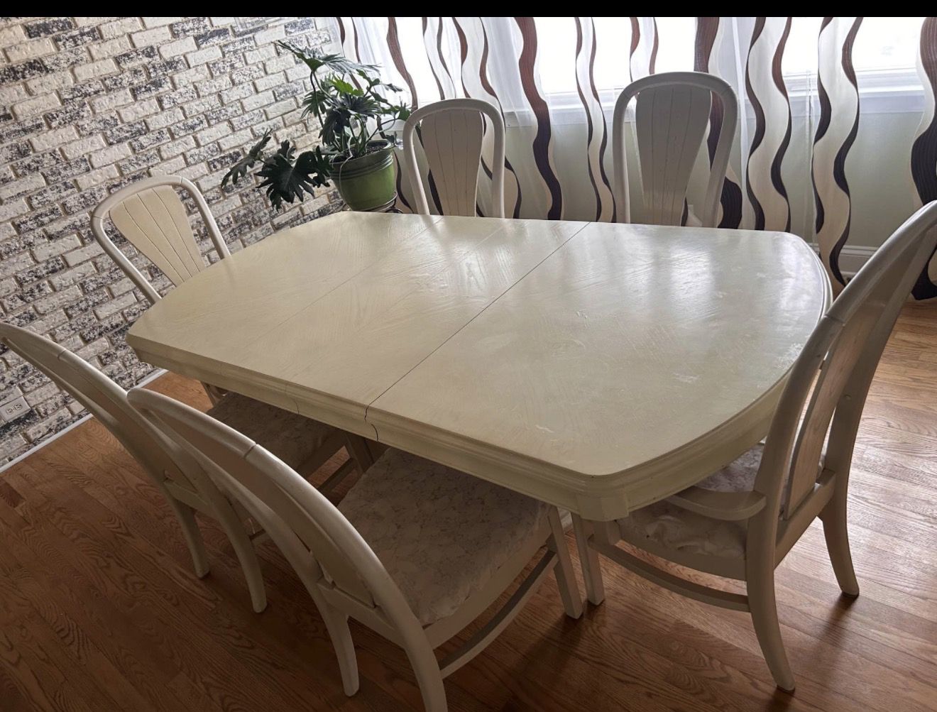 Solid wood, vintage dining room set