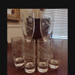 New Year's 2020 Glasses, 2 Champagne Flute, 4 Shot Glasses