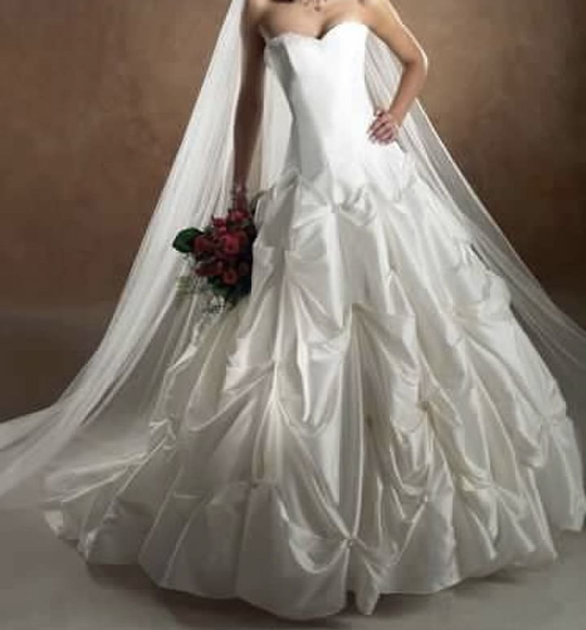 Maggie Sottero wedding dress size 8