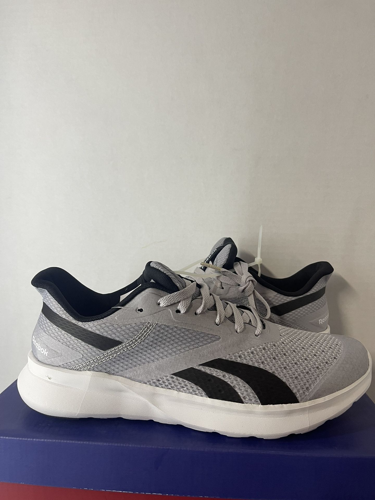 Reebok Men's Speed Breeze Size 9.5M