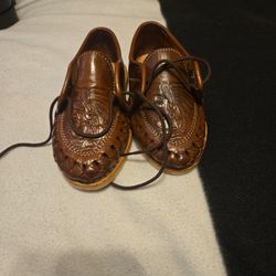 Huaraches Boys Size 17 