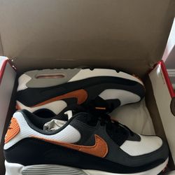  Air Max 90 'White Starfish Black'