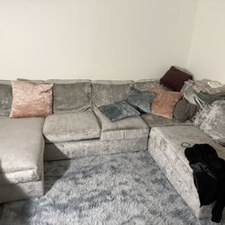 4 Seater Sectional 