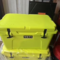 Yeti Tundra 45 Cooler Chartreuse **RARE DISCONTINUED COLOR**