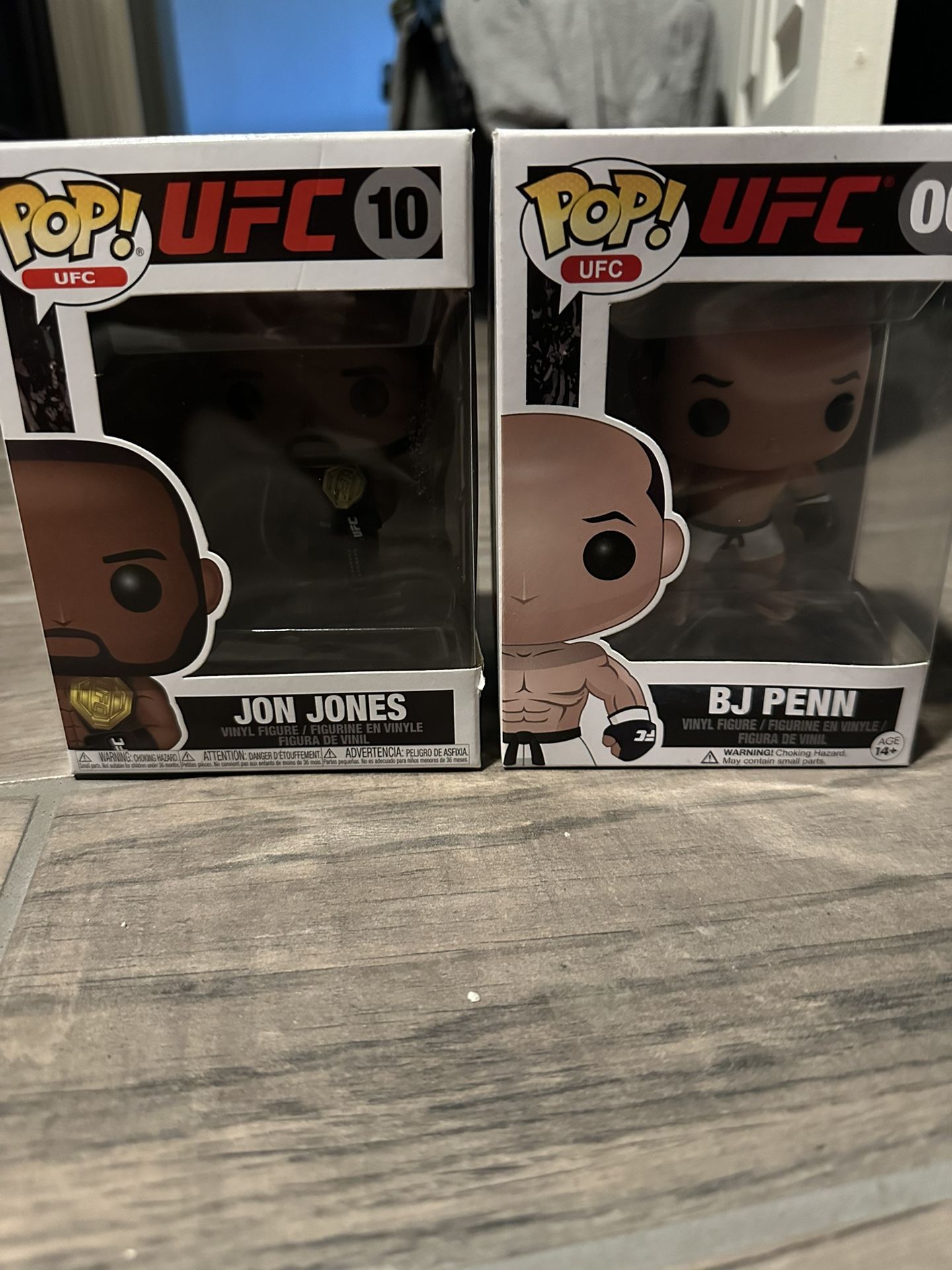 UFC pop funko and autograph lot.