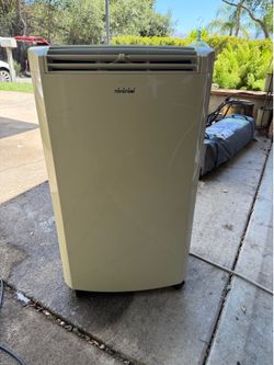 Portable air conditioner