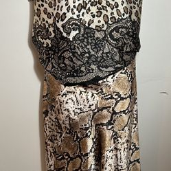 Women's stylish set - blouse and skirt.Size L. $30.