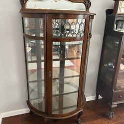 Round Glass Claw Foot Curio Cabinet