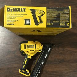 Dewalt 15” Angled nail