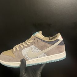 Nike Dunks ‘Big Money Savings’ Size 10