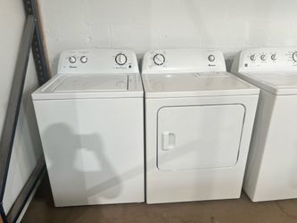 Washer and dryer Amana great condition