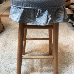 FREE WOOD STOOL