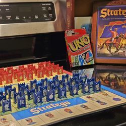 Stratego Board Game 2009 Limited Edition
