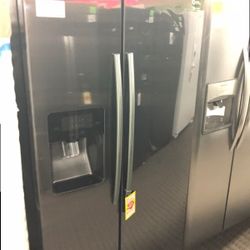 Brand New Samsung Side by Side Refrigerator (Model:RS25J500DSG)