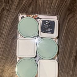 Condiment Containers