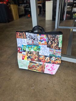 DISNEP PARKS TOTE BAG, EXCELLENT CONDITION JUST $20