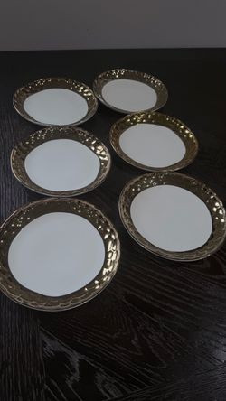 Set of 6 Small Elegant Plates