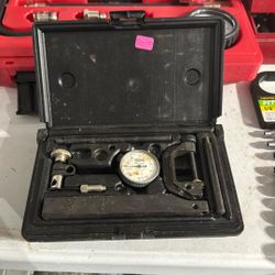 Rare Vintage GEM Universal Dial Gage Test Indicator Set