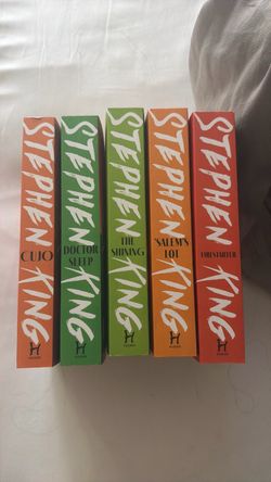 Stephen king books, horror novels for adults. OBO