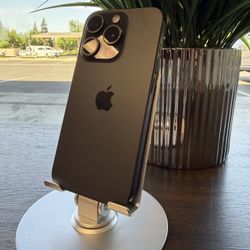 🍀🌸 Spring Sale 🌸🍀 iPhone 15 Pro Unlocked 128GB - Black