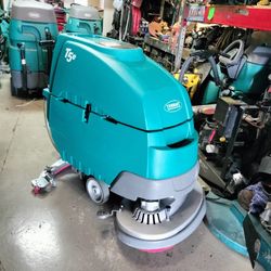 Scrubber Tennant T5