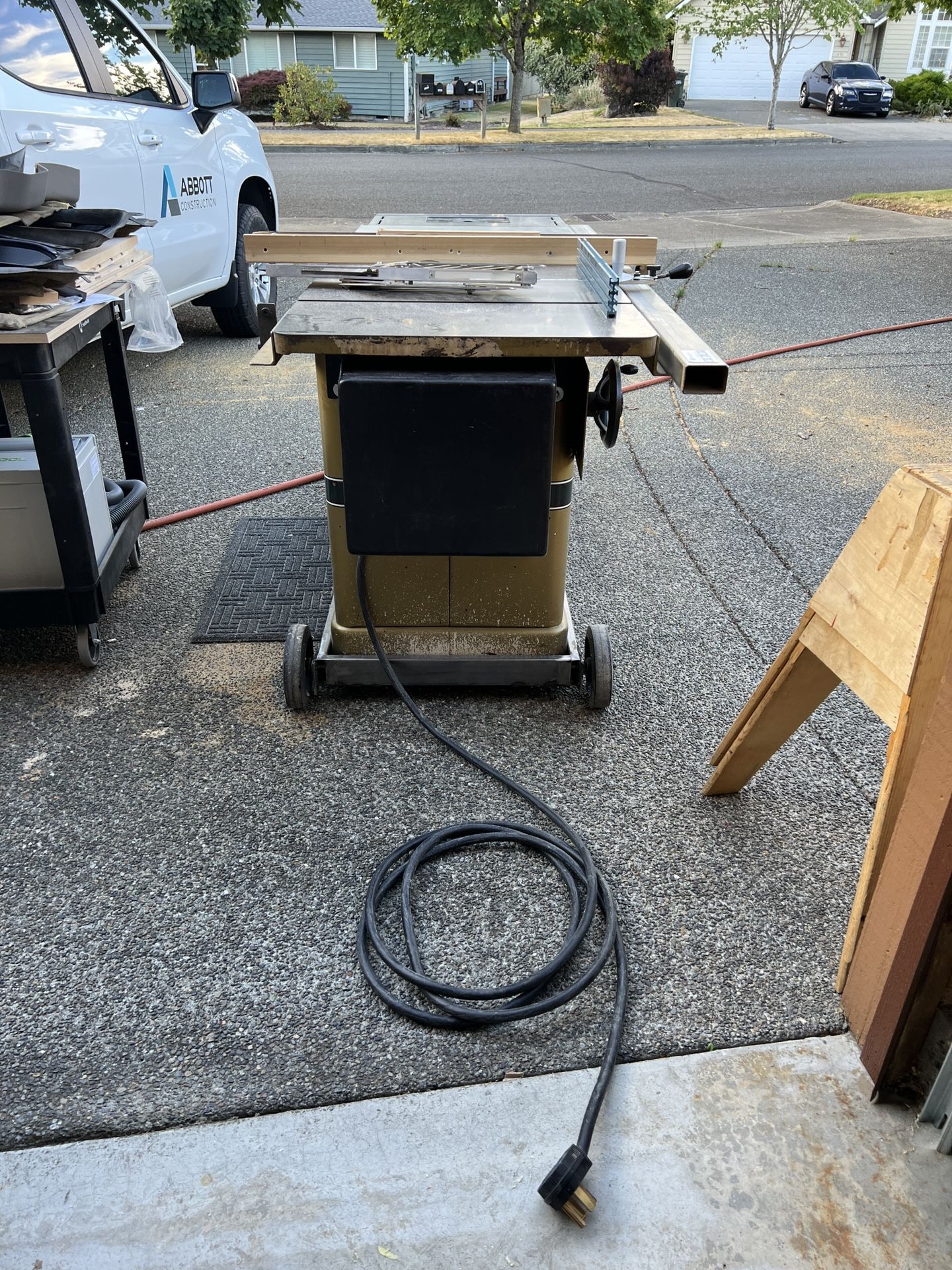 Powermatic Model 66 3 Phase 5 HP Table Saw Router Table And Phase