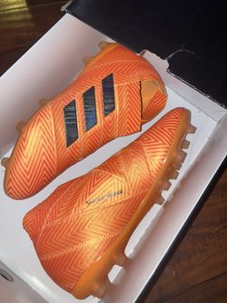 Adidas Soccer Cleats SIZE 4 1/2