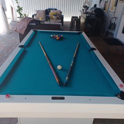 OUTDOOR POOL TABLE