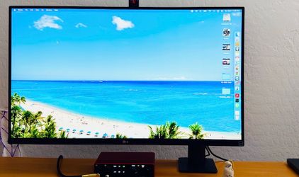 LG 32UN880-B 32” UltraFine Ergo 4K UHD Monitor