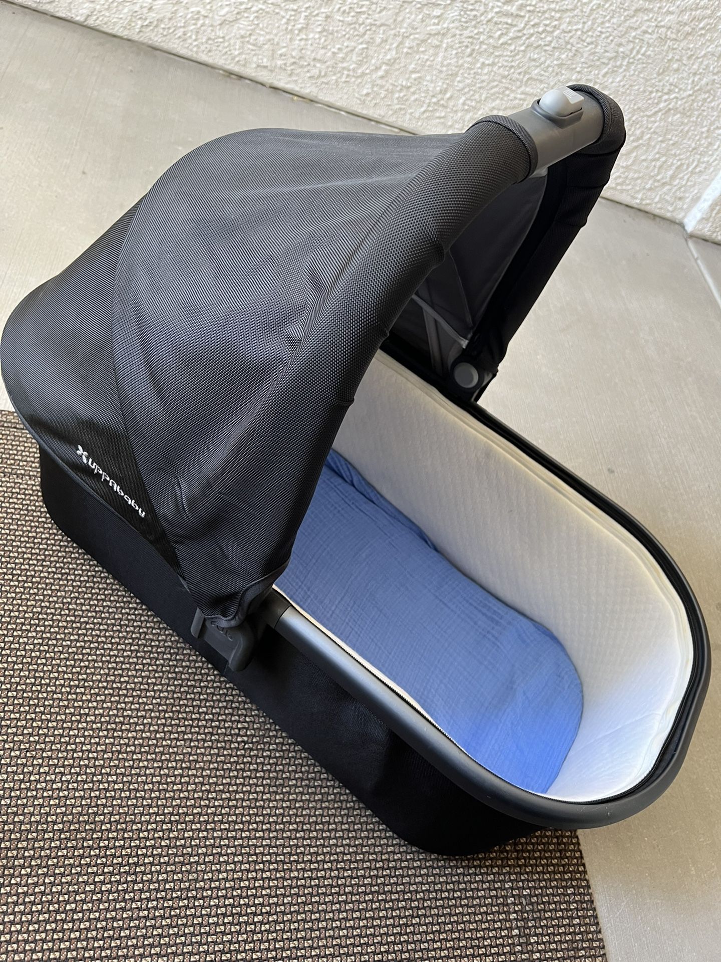 UppaBaby Bassinet - Black