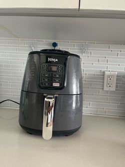 Ninja Air fryer 4QT capacity with Free mini chopper