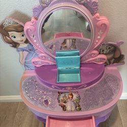 Kids Vanity 