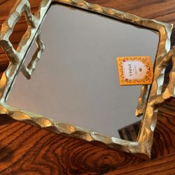 Glass Tray With Elephant 